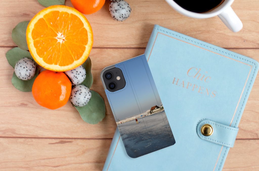 iPhone 12 Mini Book Cover Schaatsers - B2C Telecom