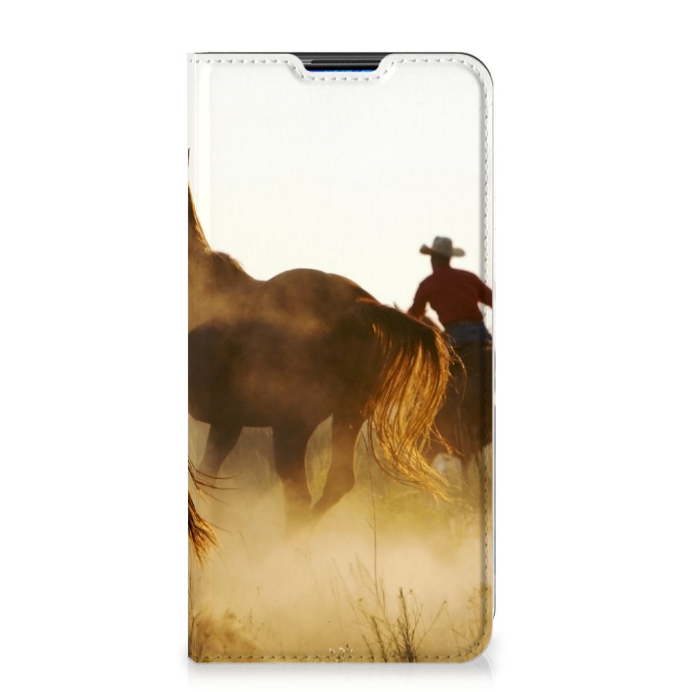 Xiaomi Redmi Note 9 Hoesje maken Design Cowboy met paardenprint en cowboy op achtergrond.