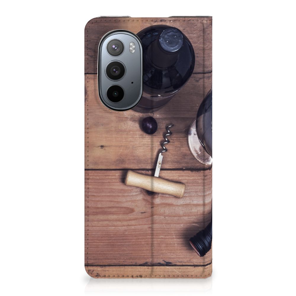 Motorola Edge 30 Pro Flip Style Cover Wijn - B2C Telecom