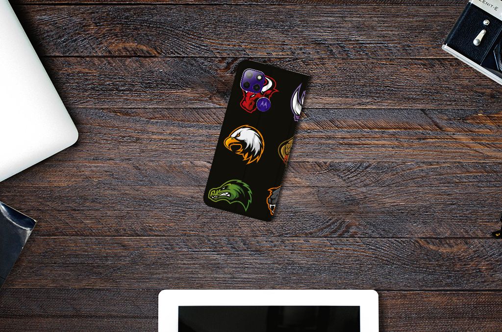Motorola Moto G9 Power Magnet Case Cartoon with colorful design and various cartoon characters.