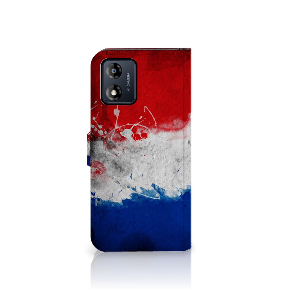Motorola Moto E13 4G Bookstyle Case Nederland met artistiek ontwerp van de Nederlandse vlag.