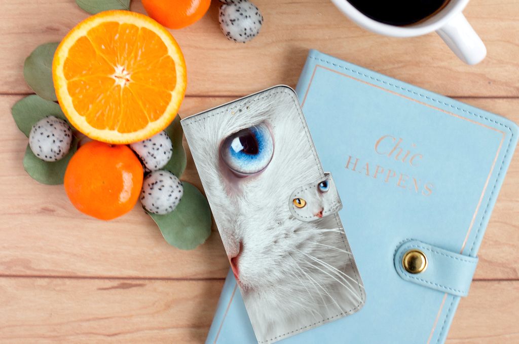OPPO A15 Telefoonhoesje met Pasjes Witte Kat