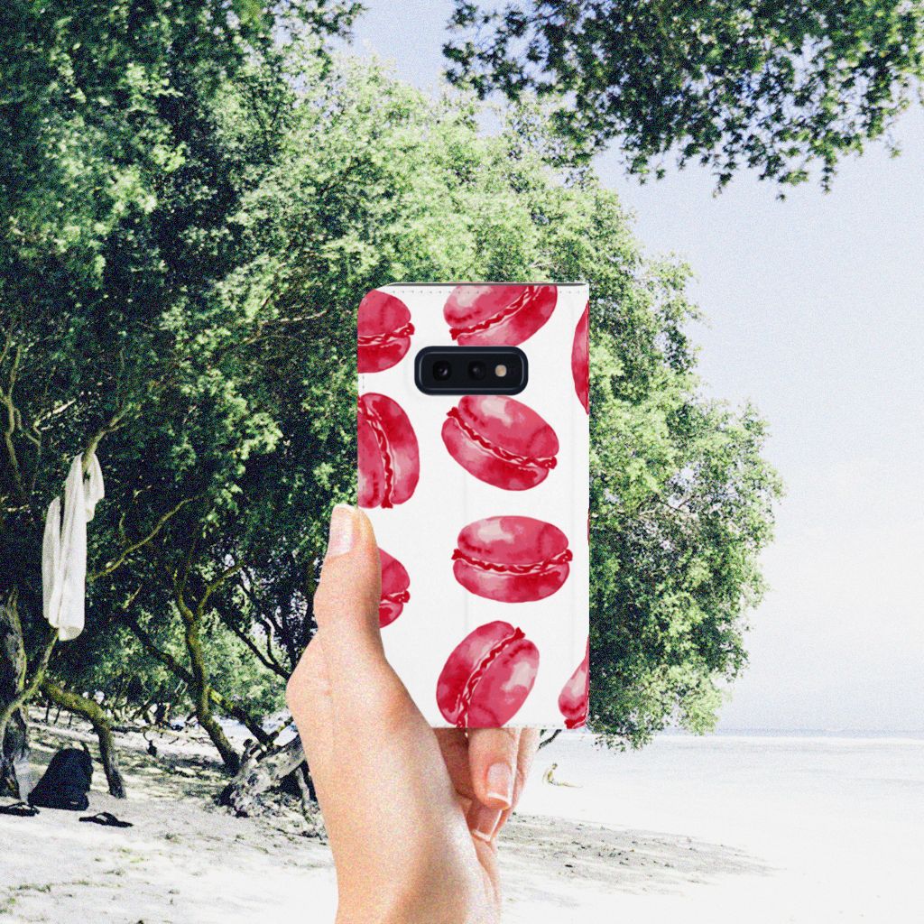 Samsung Galaxy S10e Flip Style Cover Pink Macarons