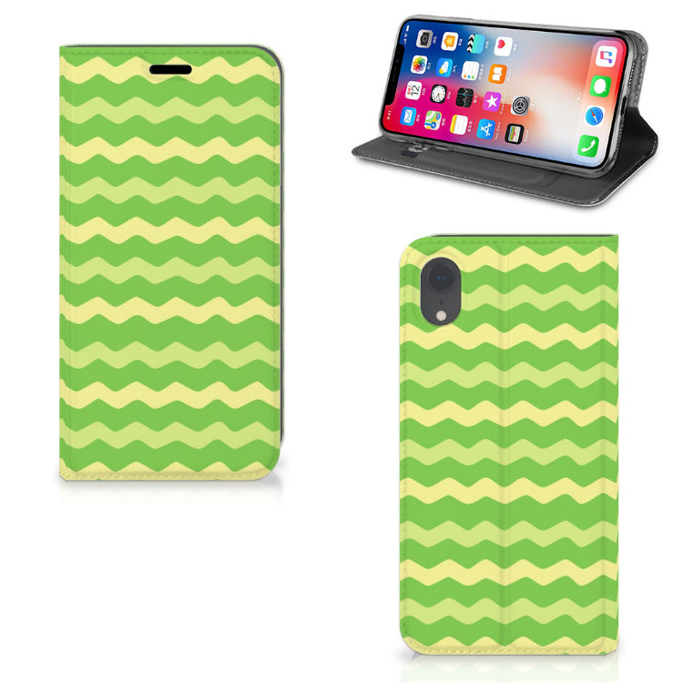 Apple iPhone Xr Hoesje met Magneet Waves Green