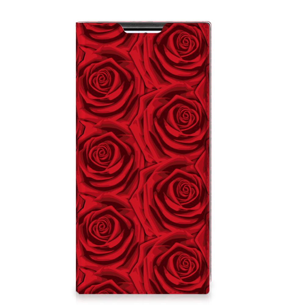 Samsung Galaxy S22 Ultra Smart Cover Red Roses - B2C Telecom