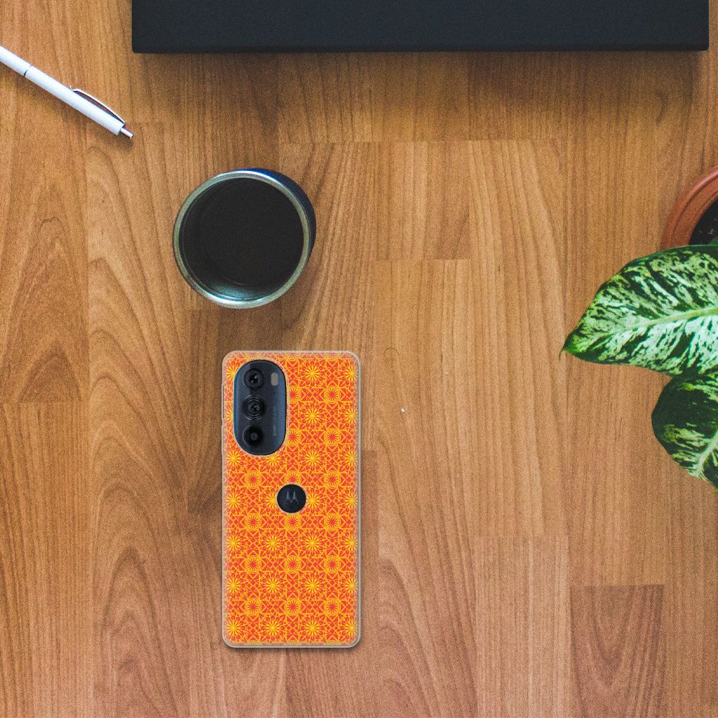 Motorola Edge 30 Pro TPU bumper Batik Oranje