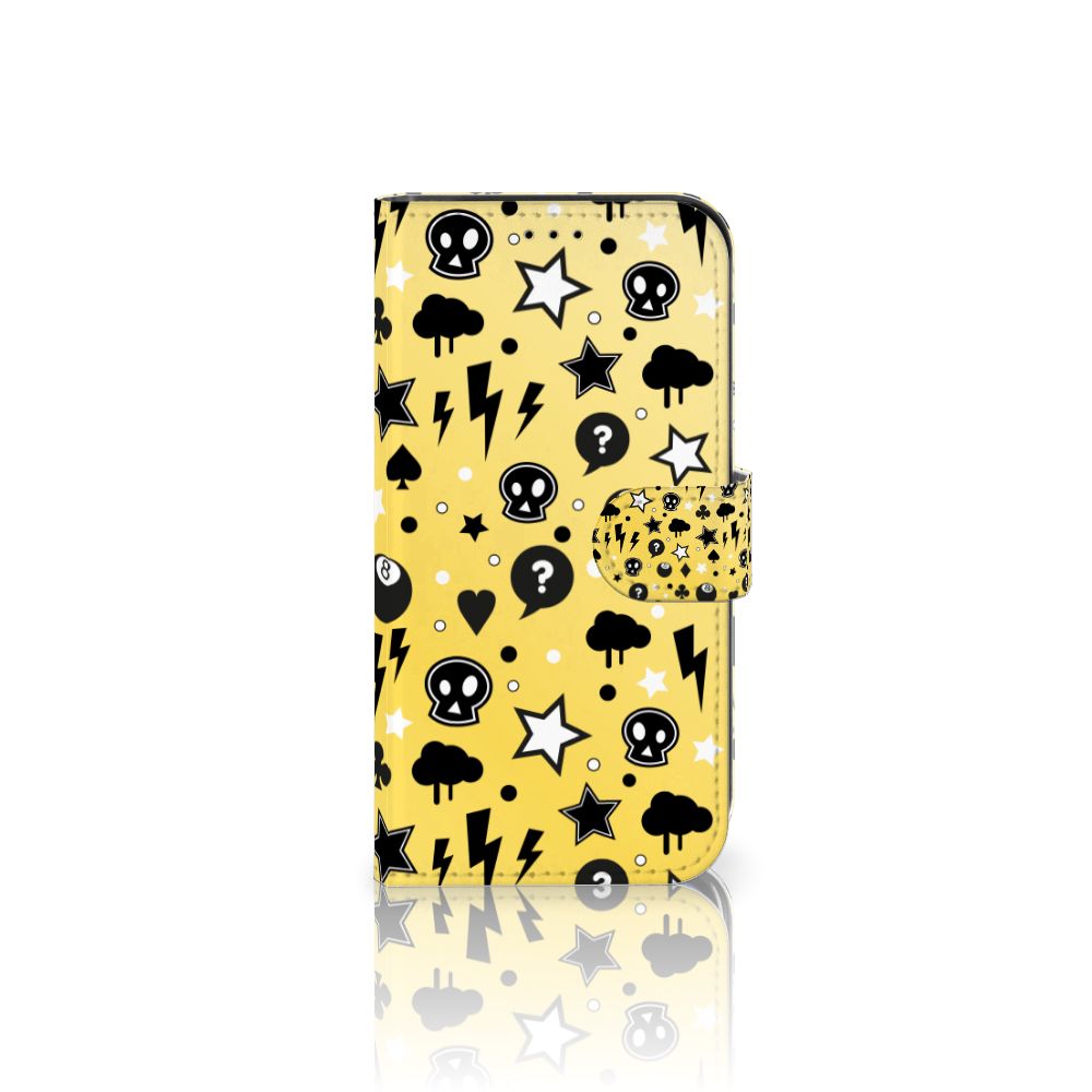 Telefoonhoesje met Naam Apple iPhone 13 Punk Geel met zwart-wit designs van sterren, doodskoppen en bliksems.