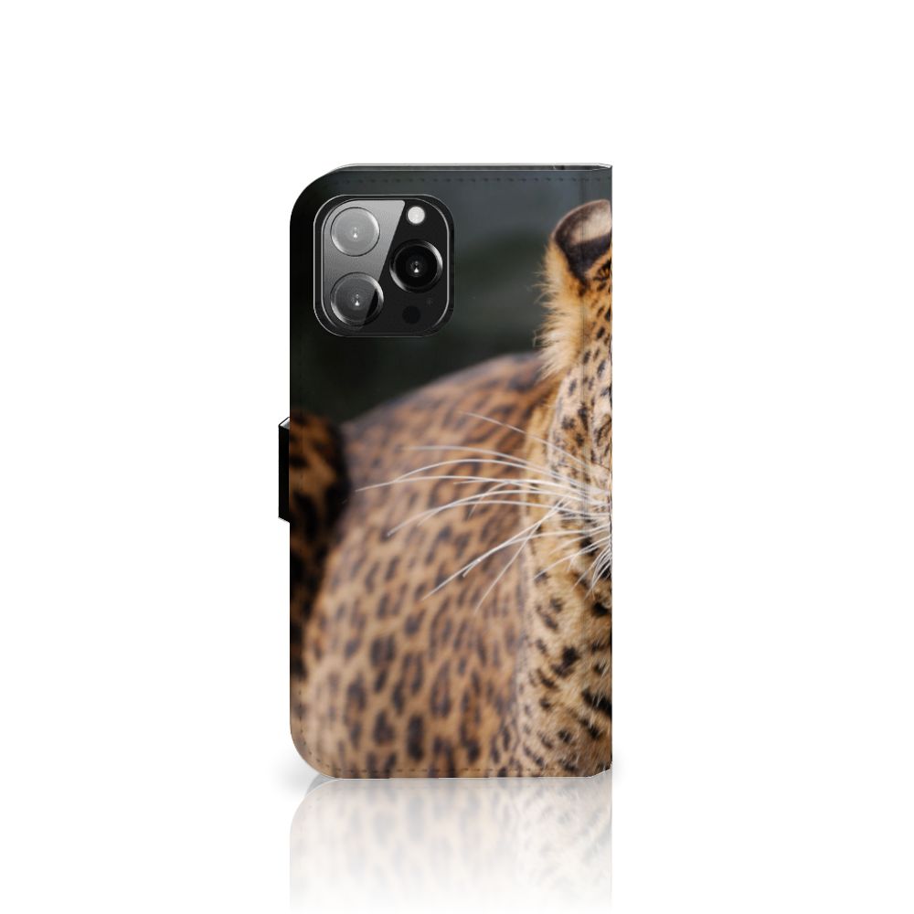 iPhone 13 Pro Max Telefoonhoesje met Pasjes Luipaard met dichtbijfoto van een luipaard print 🐆