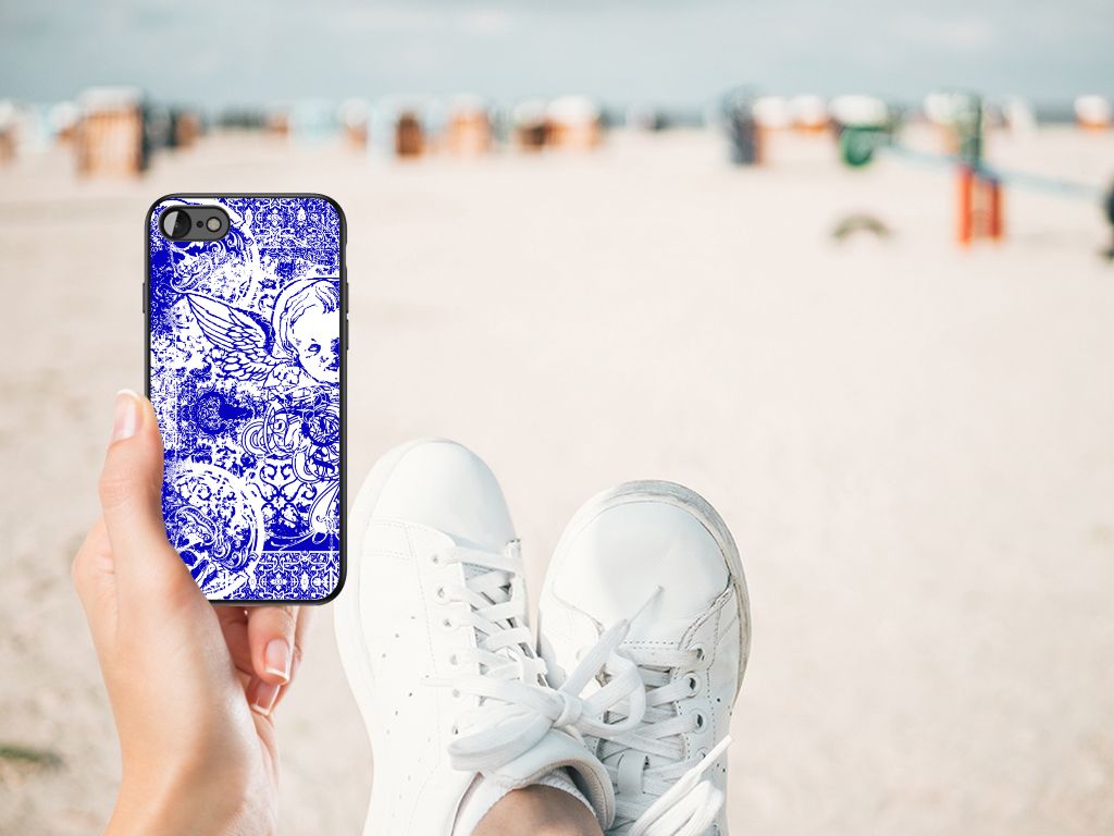 Telefoonhoesje iPhone SE 2022 | SE 2020 | 7/8 Angel Skull Blauw met blauw design op het strand.