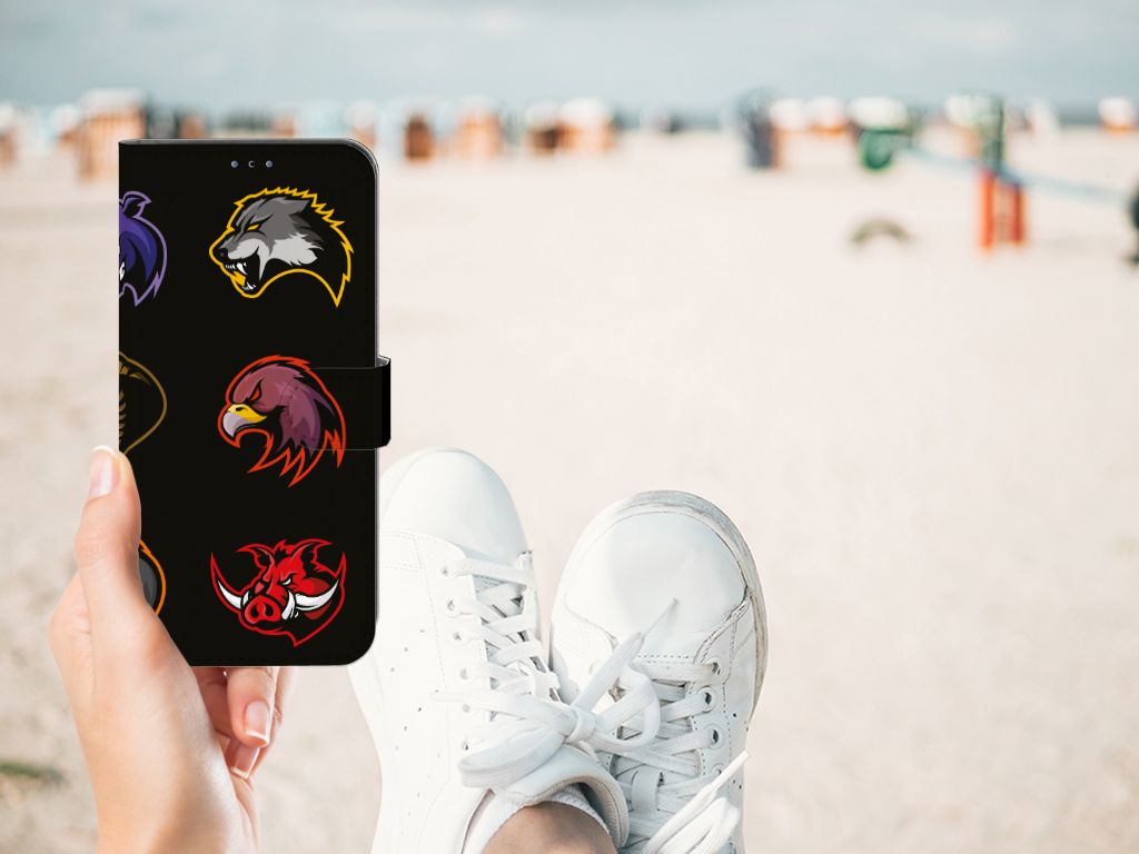 Samsung Galaxy A03s Leuk Hoesje Cartoon met cartoonafbeeldingen op een strand.