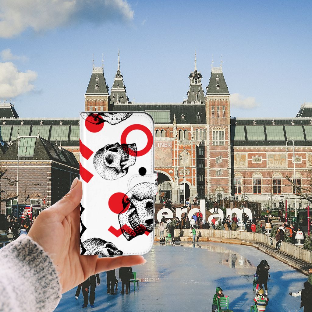 Telefoonhoesje met Naam iPhone 13 Pro Max Skull Red voor een opvallende look met een mooie achtergrond van Amsterdam.