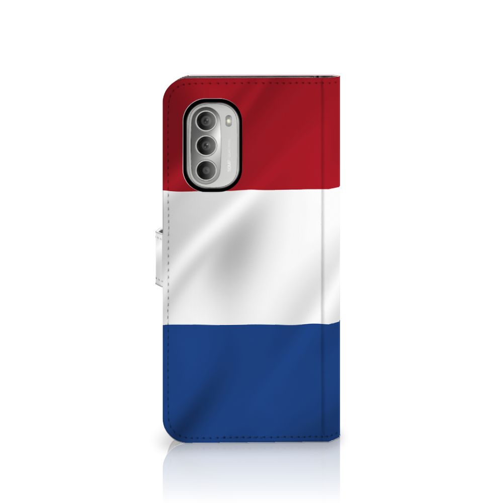 Motorola Moto G51 5G Bookstyle Case Nederlandse Vlag met artistiek ontwerp van de Nederlandse vlag.