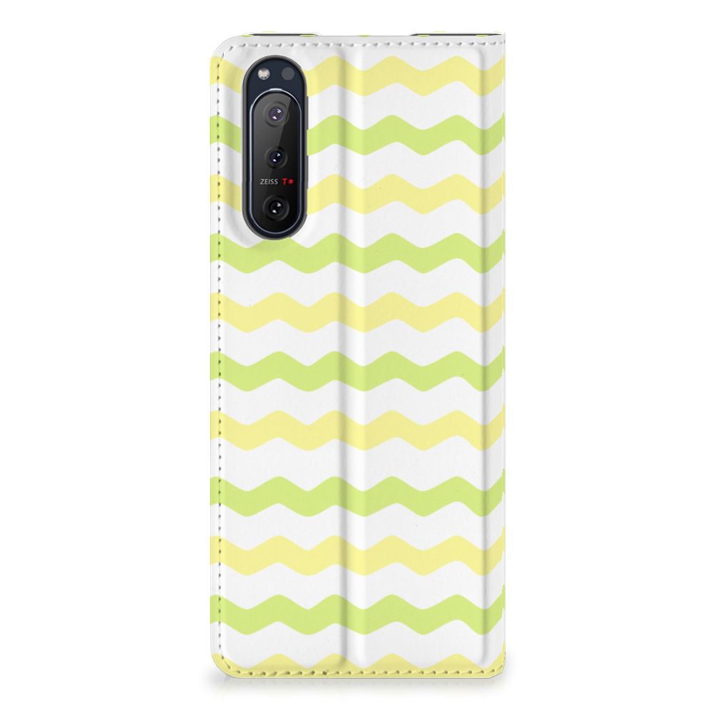 Sony Xperia 5 II Hoesje met Magneet Waves Yellow - B2C Telecom