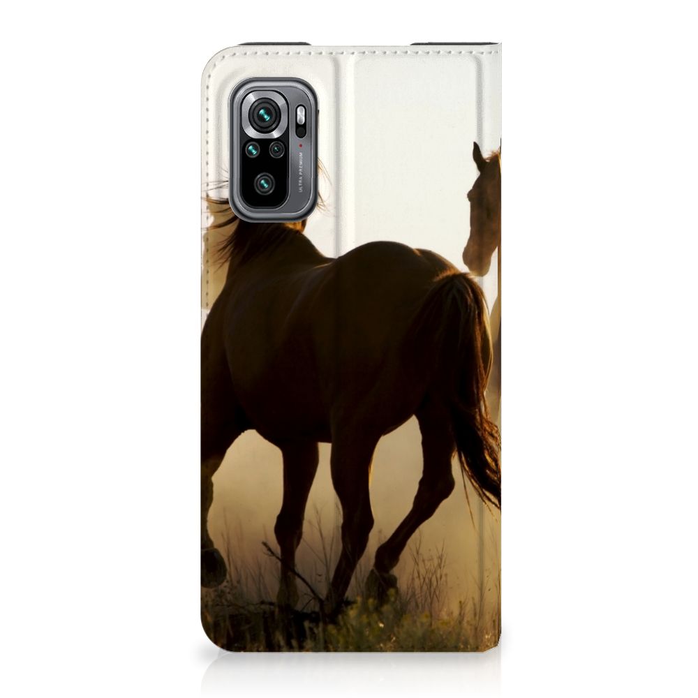Xiaomi Redmi Note 10/10T 5G | Poco M3 Pro Hoesje maken Design Cowboy met paardenafbeelding op de hoes.