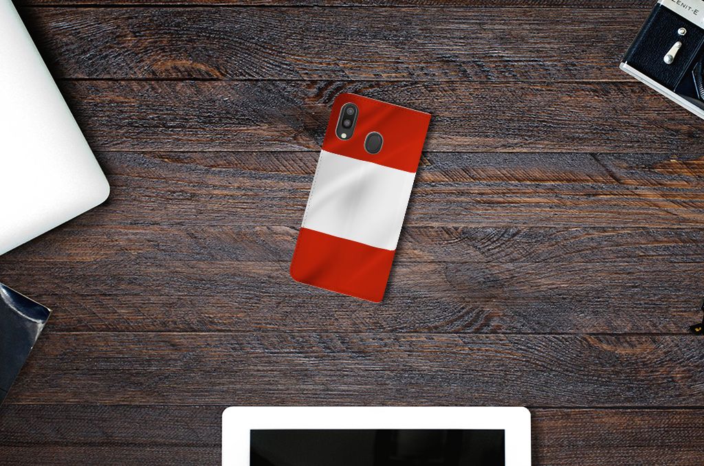 Samsung Galaxy M20 Standcase Oostenrijk