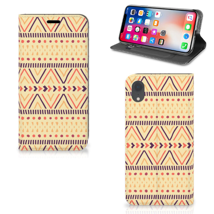 Apple iPhone Xr Hoesje met Magneet Aztec Yellow
