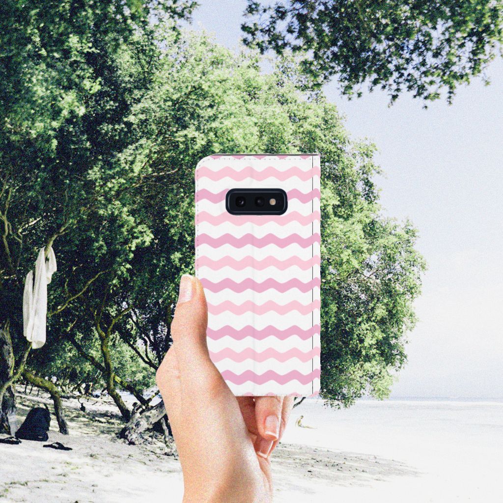 Samsung Galaxy S10e Hoesje met Magneet Waves Roze