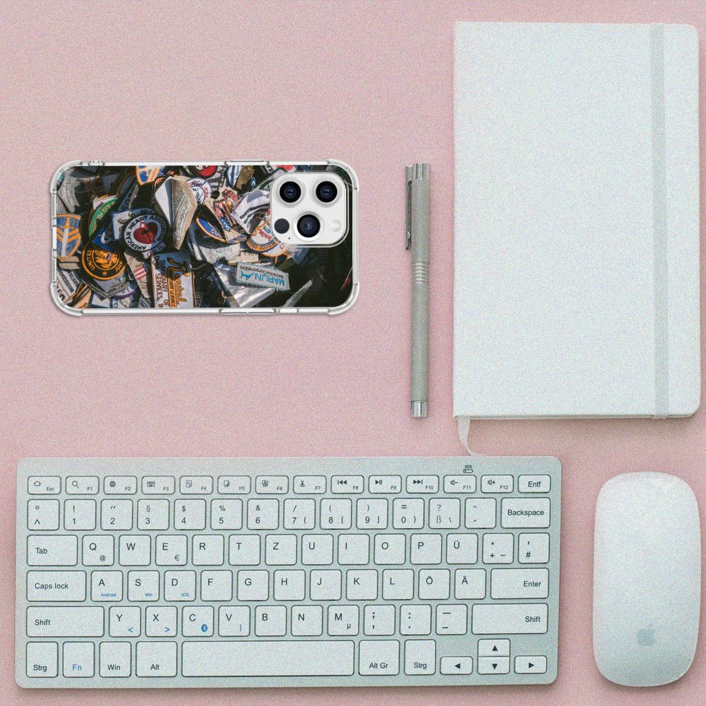 iPhone 13 Pro Max Anti-shock Hoesje met foto Badges - B2C Telecom