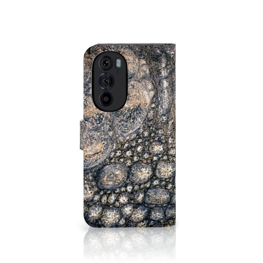 Motorola Edge 30 Pro Telefoonhoesje met Pasjes Krokodillenprint