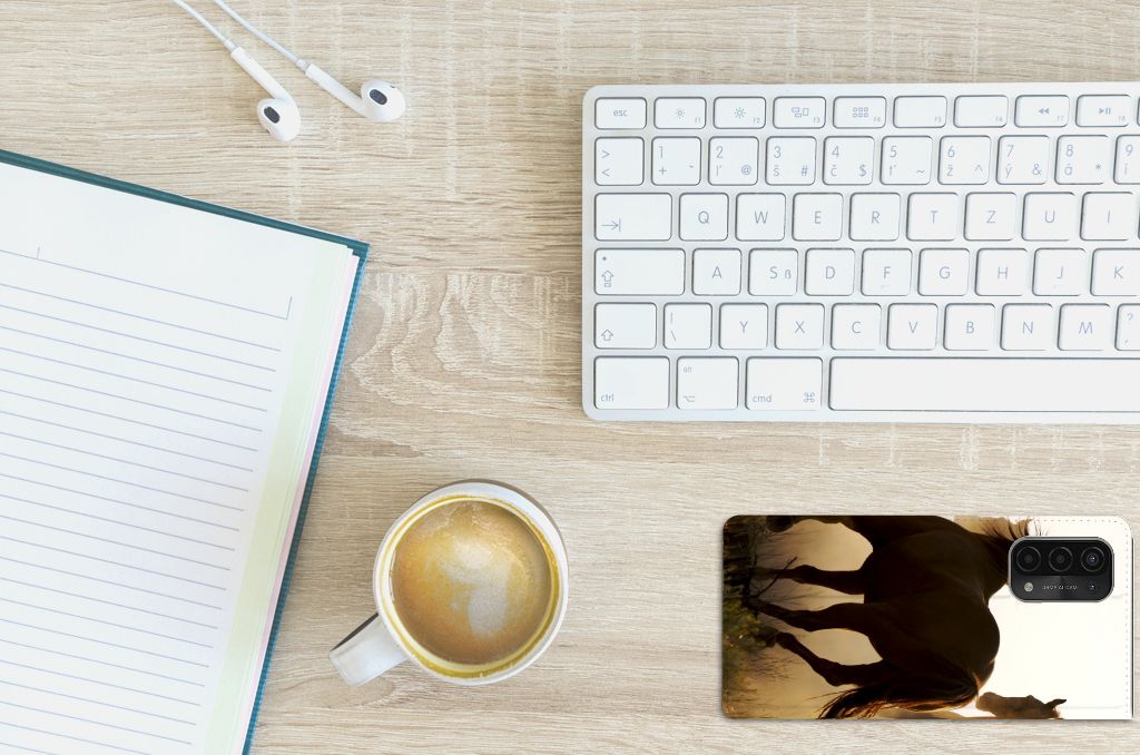 OPPO A54 5G | A74 5G | A93 5G Hoesje maken Design Cowboy met paardenprint op bureau