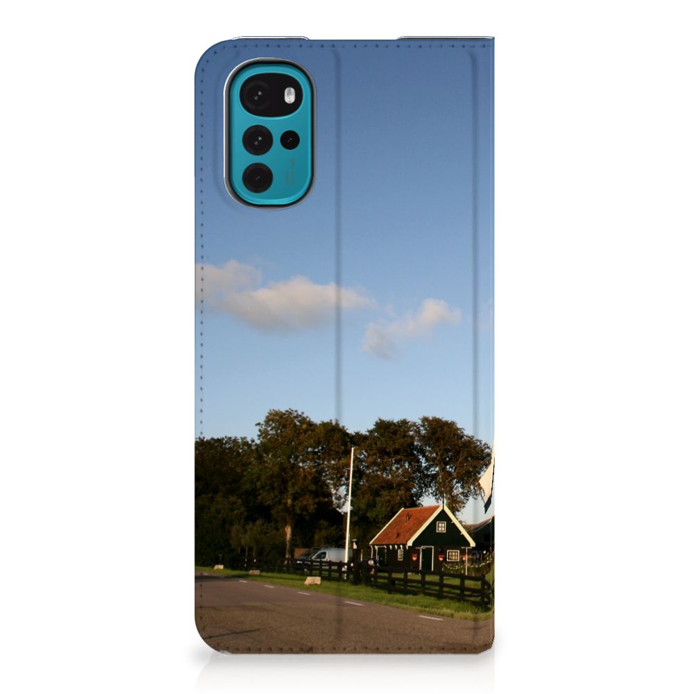 Motorola Moto G22 Book Cover Molen - B2C Telecom