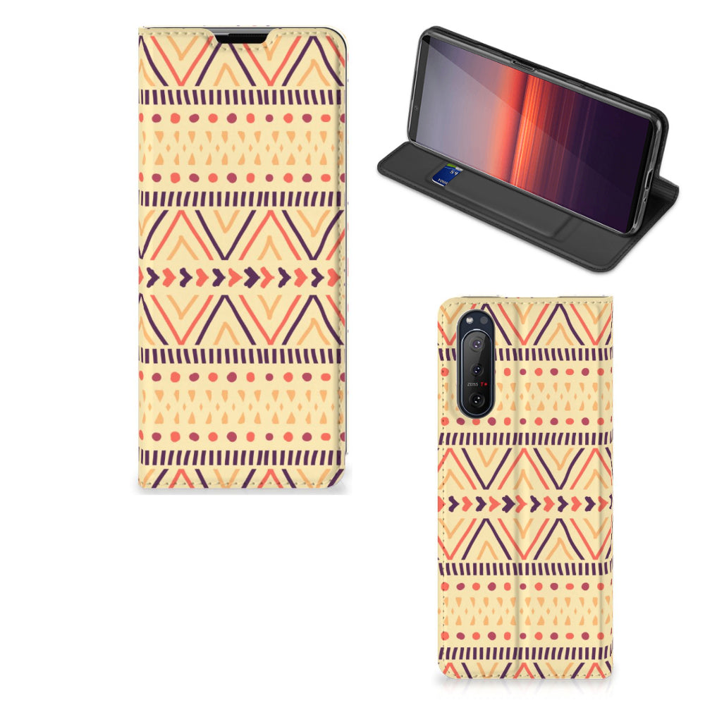 Sony Xperia 5 II Hoesje met Magneet Aztec Yellow