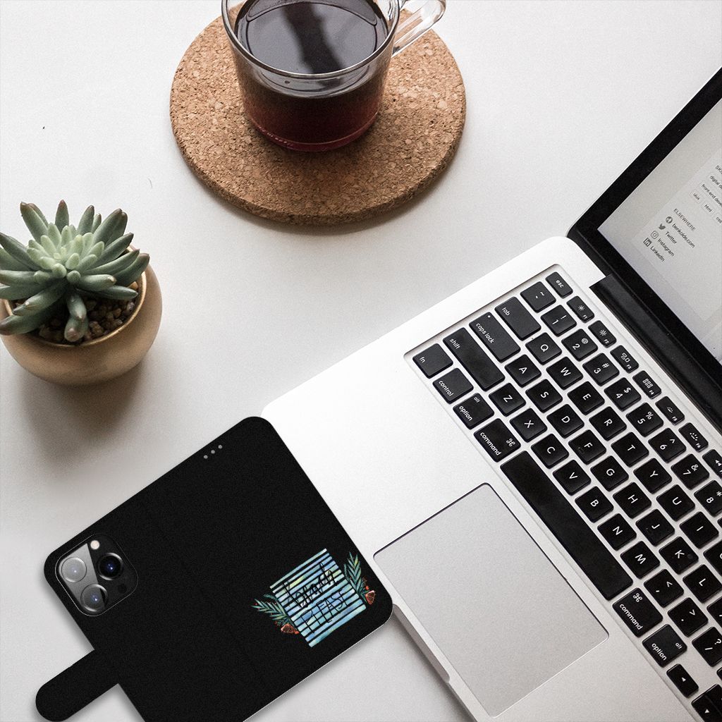 iPhone 14 Pro Leuk Hoesje Boho Beach met vrolijk design, perfect voor zonaanbidders. 🌊