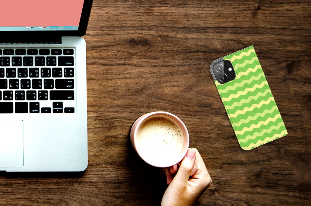 iPhone 12 | iPhone 12 Pro Hoesje met Magneet Waves Green - B2C Telecom
