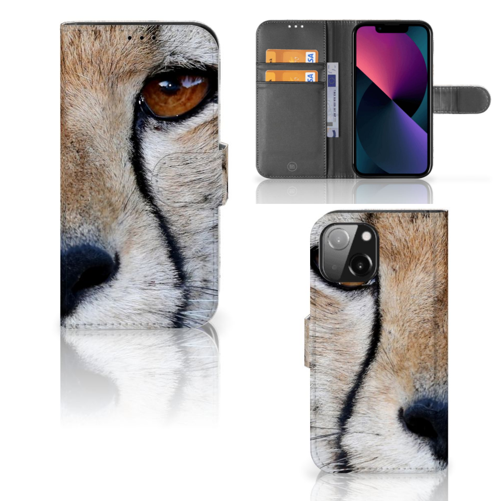 iPhone 13 Mini Telefoonhoesje met Pasjes Cheetah met close-up afbeelding van cheeta oog en ruimte voor 3 pasjes.