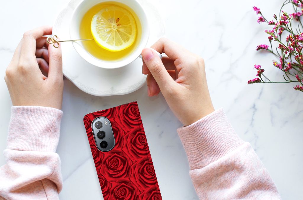 Motorola Edge 30 Pro Smart Cover Red Roses - B2C Telecom