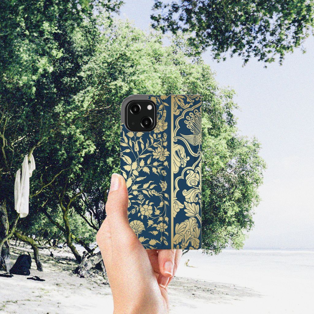 iPhone 13 Smart Cover Beige Flowers