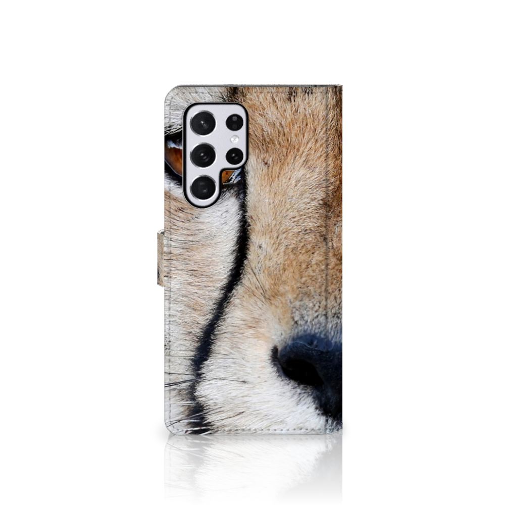 Samsung Galaxy S22 Ultra Telefoonhoesje met Pasjes Cheetah met close-up van cheeta gezicht.