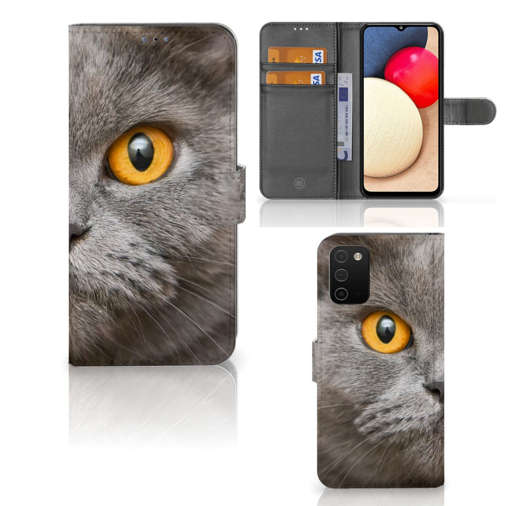 Telefoonhoesje met Pasjes Samsung Galaxy A03s Britse Korthaar met intens gele ogen van de kat.