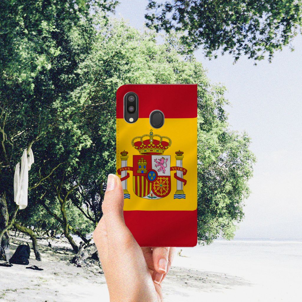 Samsung Galaxy M20 Standcase Spanje