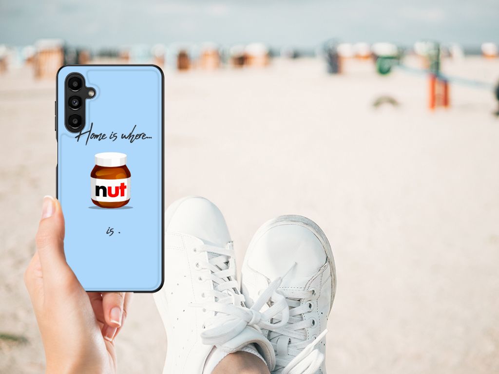 Samsung Galaxy A14 5G Back Cover Hoesje Nut Home met unieke eet- en drinkendesign op een strand.