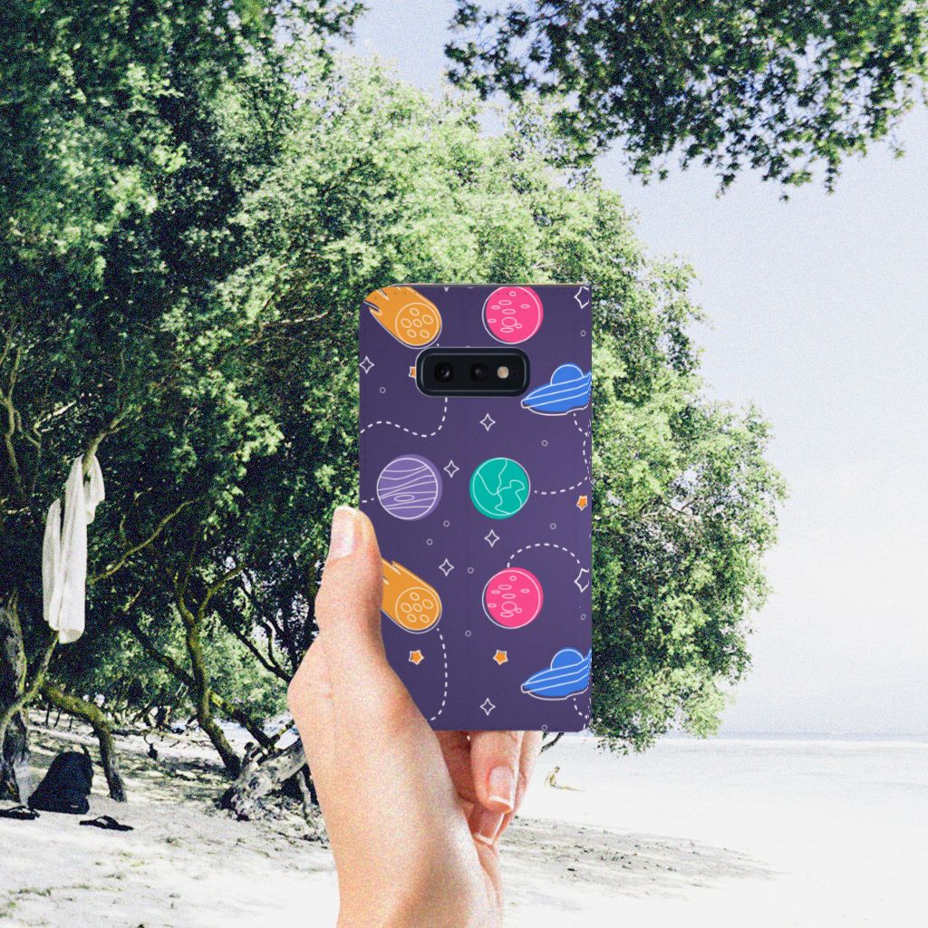 Samsung Galaxy S10e Hippe Standcase Space