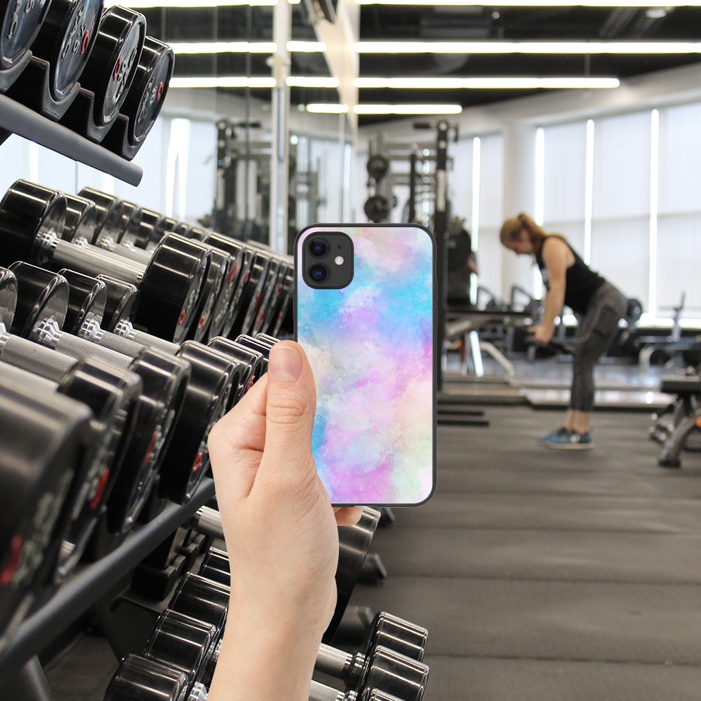 Kleurrijke Telefoonhoesje iPhone 11 Watercolor Light in de gym, met een kleurrijke watercolordesign