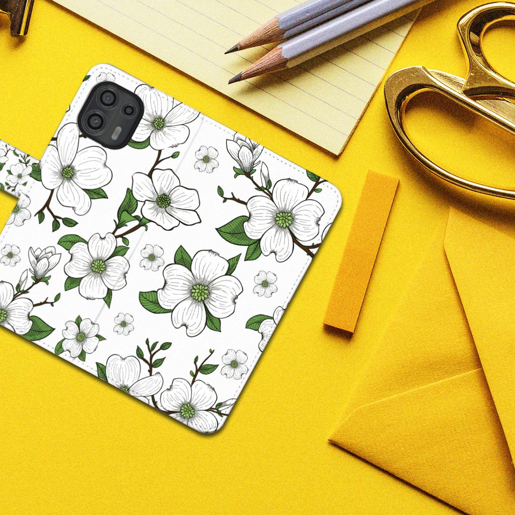 Motorola Edge 20 Lite Hoesje Dogwood Flowers