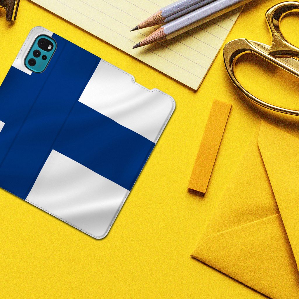Motorola Moto G22 Standcase Finland - B2C Telecom