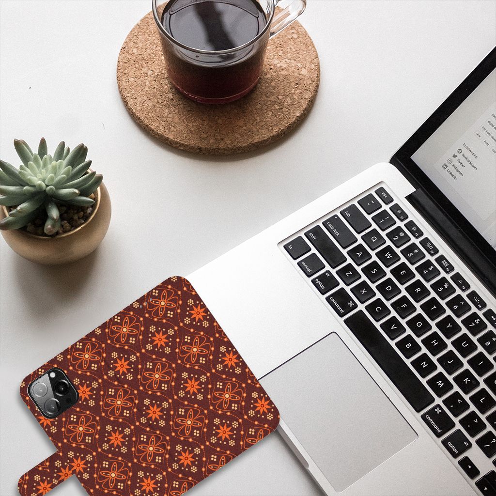 iPhone 13 Pro Max Telefoon Hoesje Batik Brown