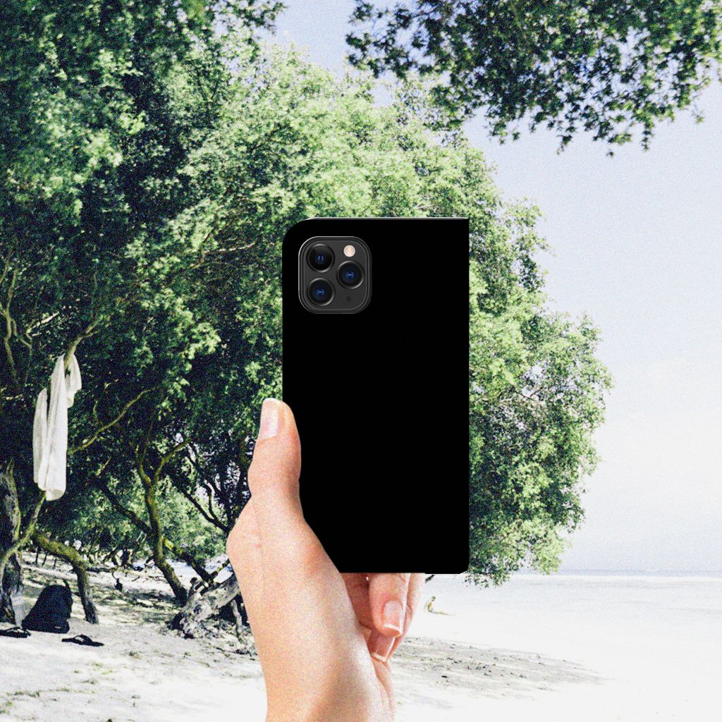 Apple iPhone 11 Pro Magnet Case Cow