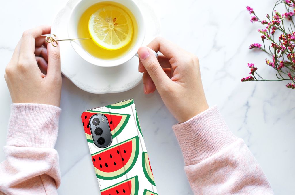 Motorola Edge 30 Pro Flip Style Cover Watermelons - B2C Telecom