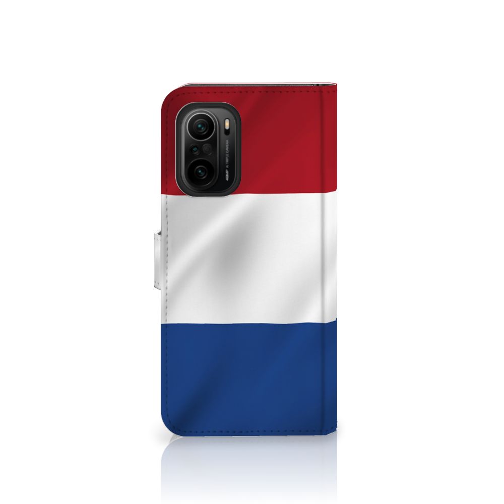 Poco F3 | Xiaomi Mi 11i Bookstyle Case Nederlandse Vlag met een artistiek ontwerp van de vlag van Nederland.