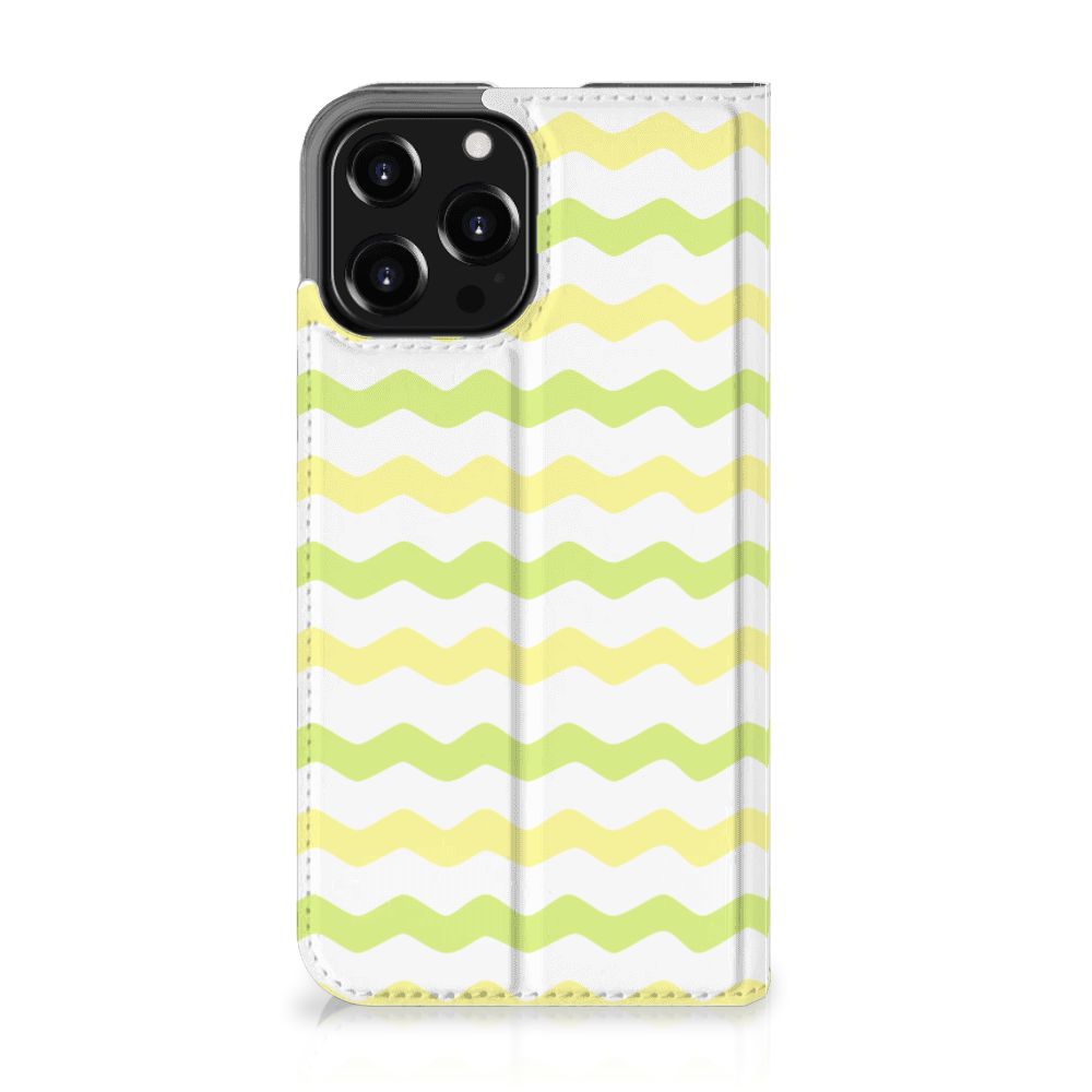 iPhone 13 Pro Max Hoesje met Magneet Waves Yellow - B2C Telecom