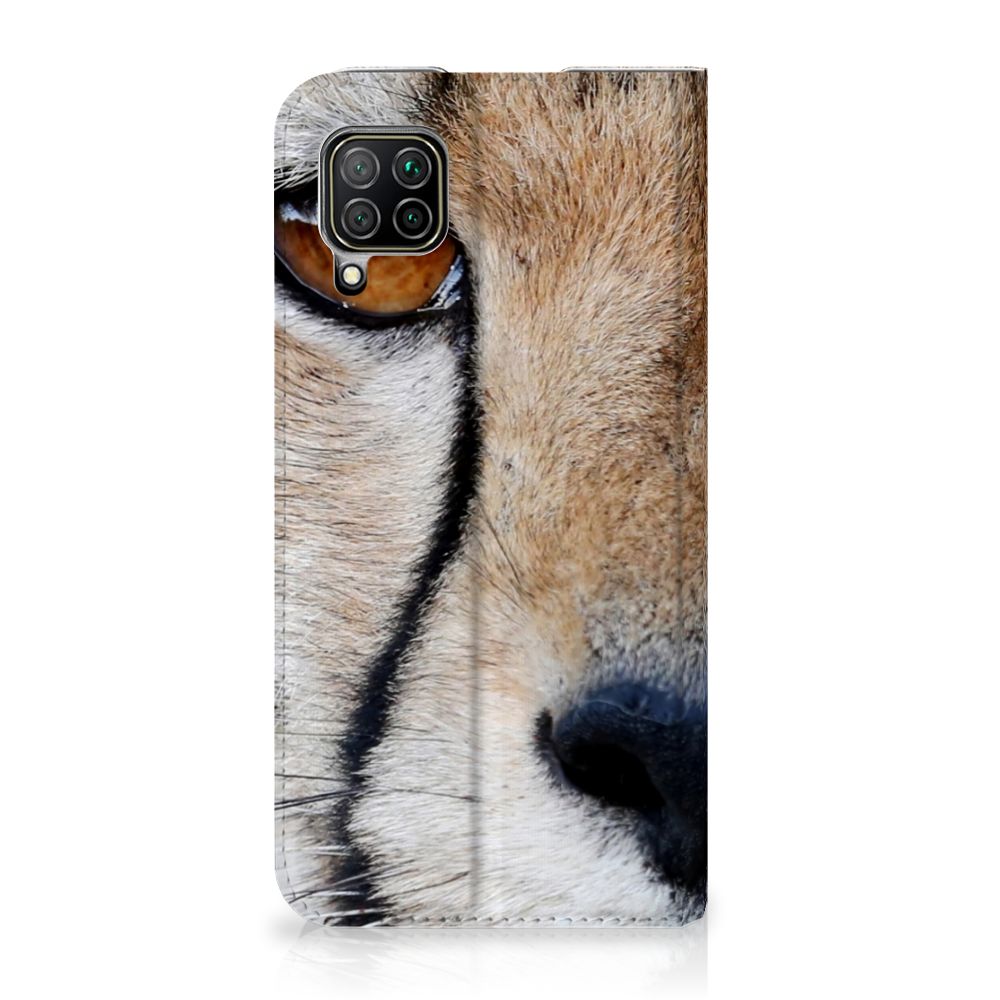Huawei P40 Lite Hoesje maken Cheetah met close-up van een jachtluipaard op een stand case.