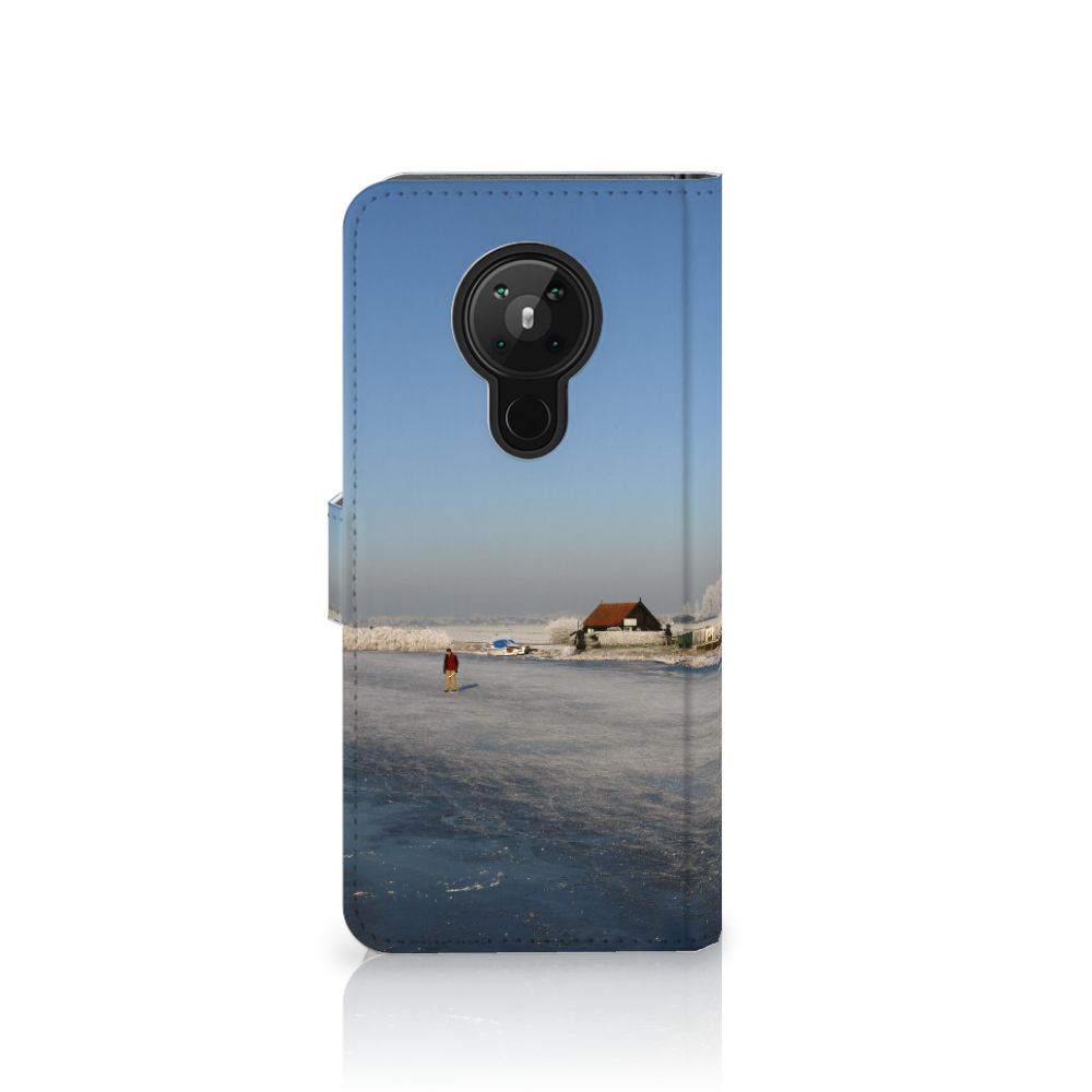 Nokia 5.3 Flip Cover Schaatsers