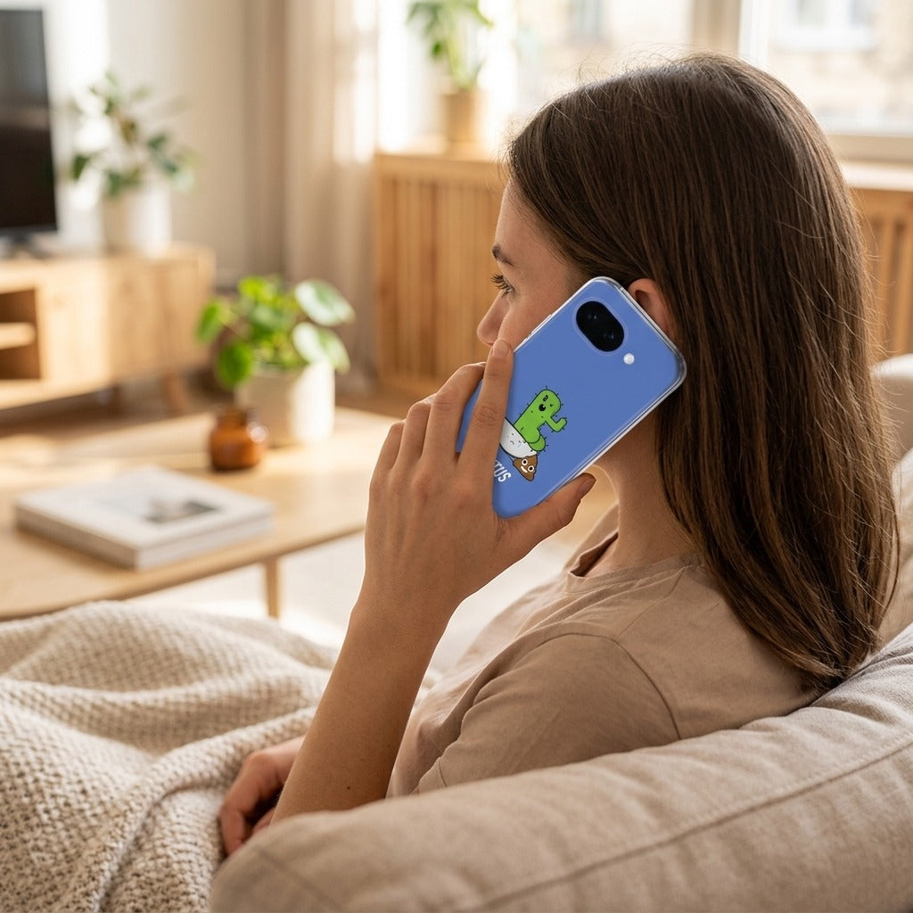 Google Pixel 10a siliconen hoesje Cactus Poo - lifestyle foto in huiselijke setting
