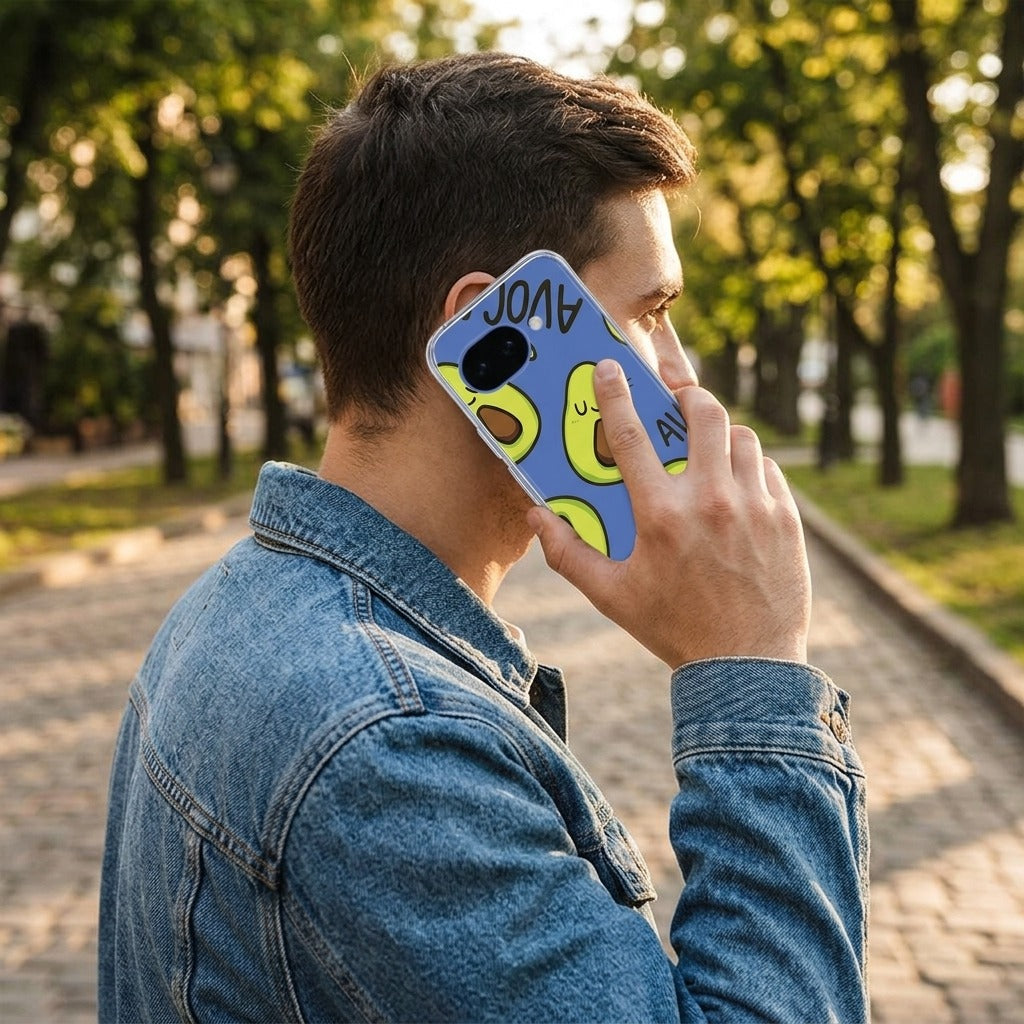 Google Pixel 10a softcase hoesje Avocado Singing - lifestyle foto in huiselijke setting