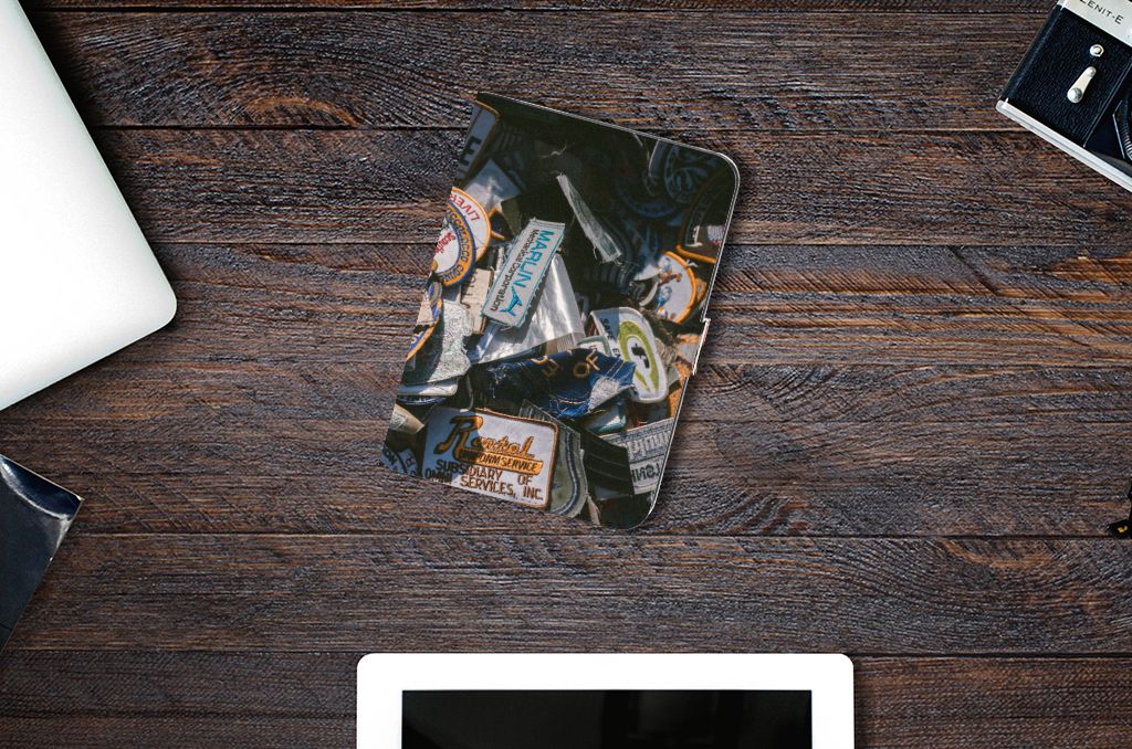 iPad Mini 6 (2021) Tablet Hoesje met foto Badges