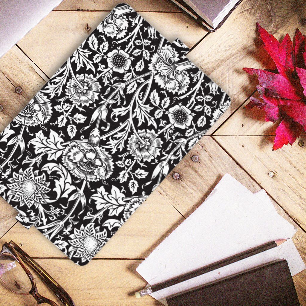 iPad Pro 11 2020/2021/2022 Tablet Cover Black Flowers